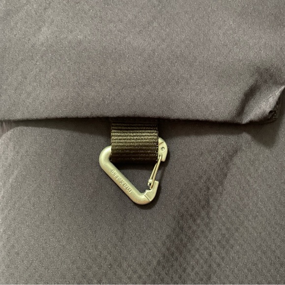 Nike ACG Dri-FIT ADV UV "Devastation Trail" Men's Top	Size Small - Picture 4 of 7